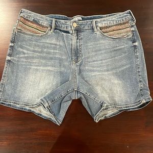 Dear John jean Ana Roll up  shorts